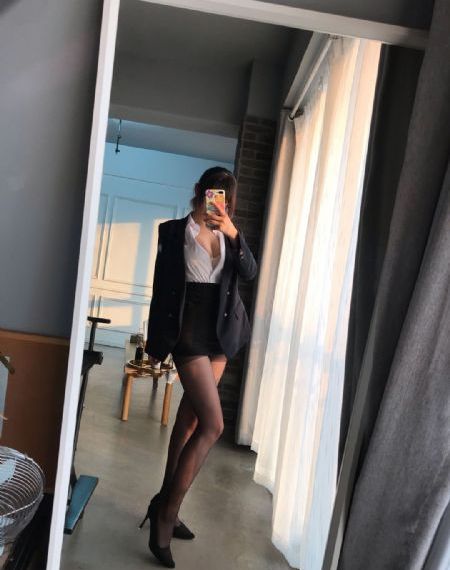 沉迷爱情