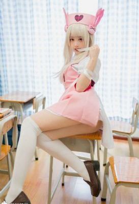 蜜桃精品在线观看
